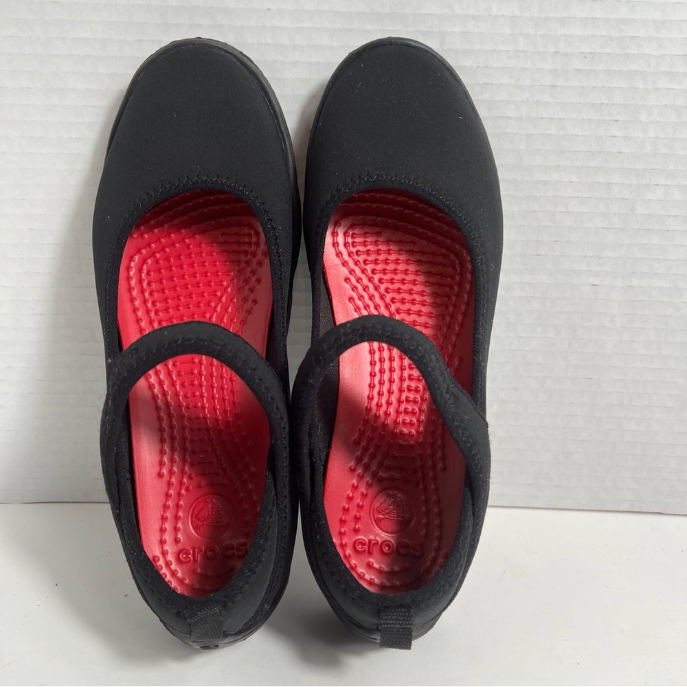 Crocs Duet Busy Day Girls Mary Jane Black Shoes Size J2 Lightweight Comfort